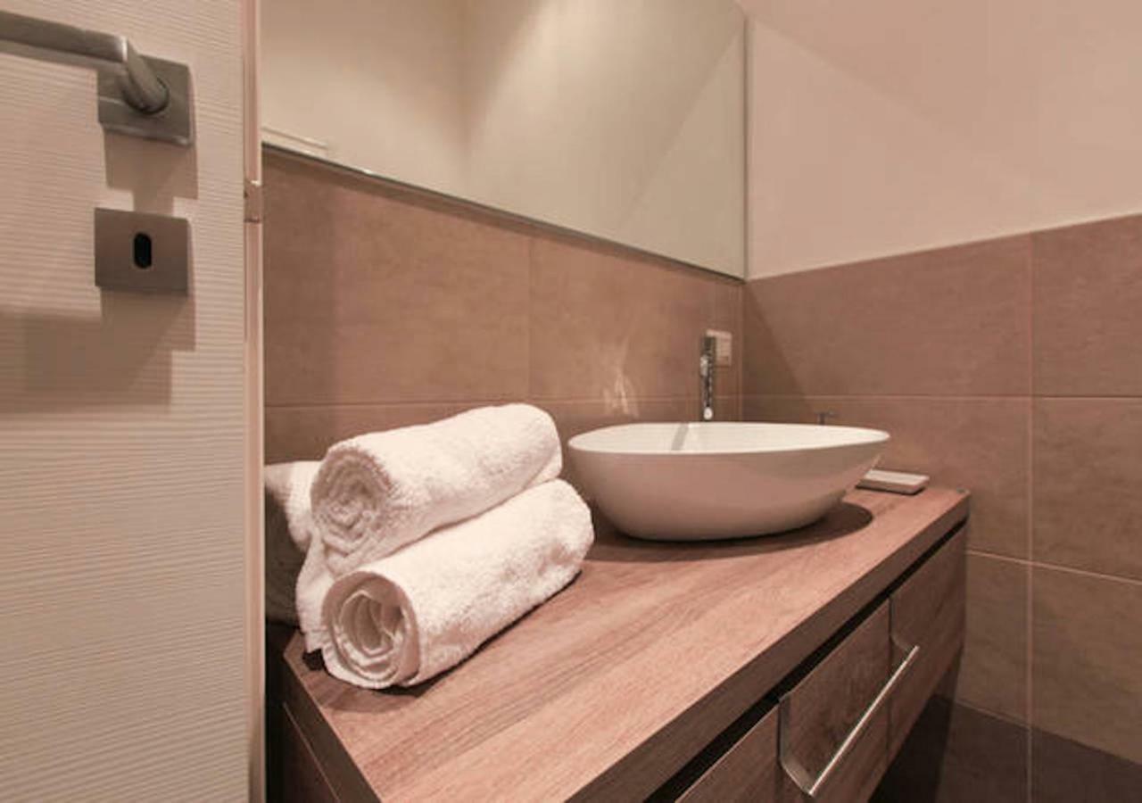 Cenisio Apartment Milaan Buitenkant foto